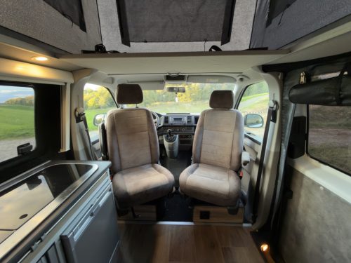 VOLKSWAGEN T6 Foto: 4
