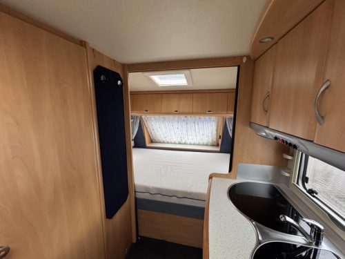 Hobby De luxe Easy 440 SF incl mover et auvent photo : 10
