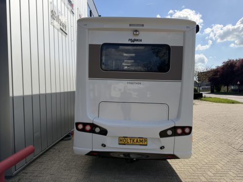 Frankia F-Line 740 PLUS U-shaped dinette Single beds Air conditioning photo: 8