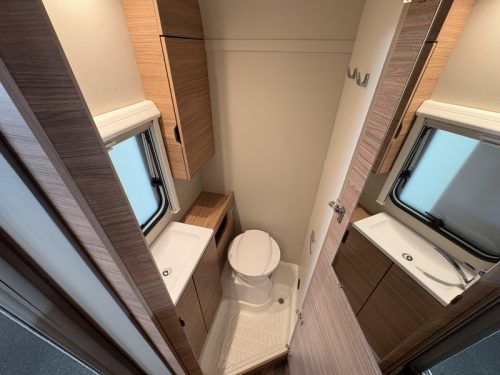 Weinsberg CaraOne Edition HOT 390 QD Vorzelt | Ex-Mietfahrzeug Foto: 14