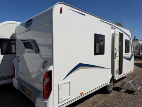 Caravelair Antares Style 455 Mover/ Bicycle carrier photo: 3
