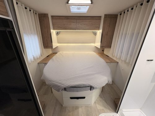 Bavaria Bavaria 650 T Queensbed panel bearlock  photo: 13