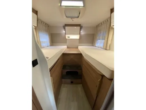 Pilote Essentiel G 740 Single beds + pop-top roof  photo: 15