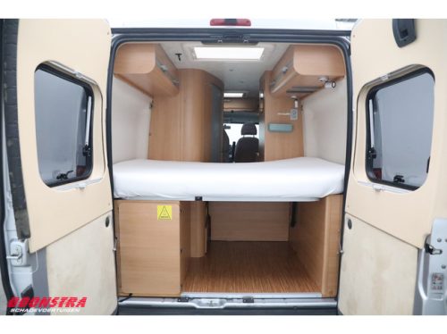 Adria Twin 2.3 M. Jet Querbett Mittelk&uuml;che L&auml;ngssitzgruppe Klima Klimaanlage Foto: 8