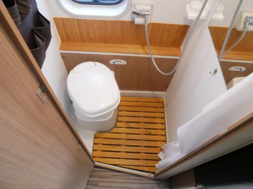 Sun Living Flexo SLX, Kastenwagen 6,40 Meter, L&auml;ngsbetten!! Foto: 14