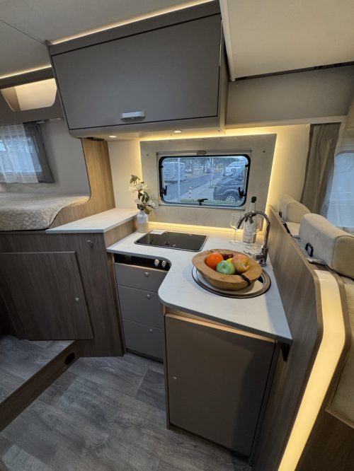 Carado T338 PRO+ SINGLE BEDS+POP-TOP ROOF AUTOMATIC 2025 photo: 6