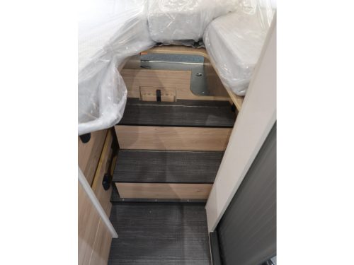 Dethleffs Globetrail 640 ES 95-YEARS AUTOMATIK Foto: 7