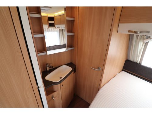 Knaus Sudwind Silver Selection 500 FVU Mover/Awning/Air conditioning photo: 14