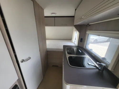 B&uuml;rstner Premio Life 430 TS kenteken 2023, nieuwstaat  foto: 8