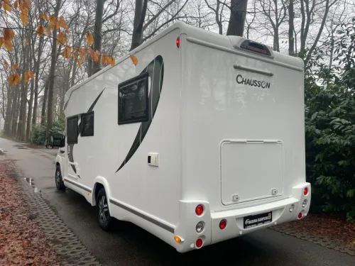 Chausson Special Edition 718 XLB Automatic Queen Bed Air Conditioning photo: 3