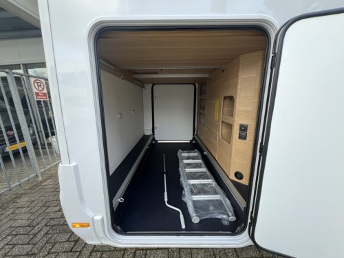 Adria Matrix 670SL SINGLE BEDS+POP-TOP ROOF SOLAR PANEL 4,805KM! photo: 22