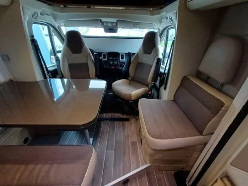 Adria Matrix M 670 SL TOP maintained motorhome photo: 6