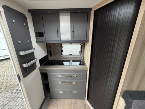 Hobby De Luxe 460 SFF SPECIAL OFFER PRICE! photo: 10