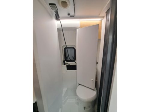 Adria Twin 600 SLB First Edition - Automatic photo: 7