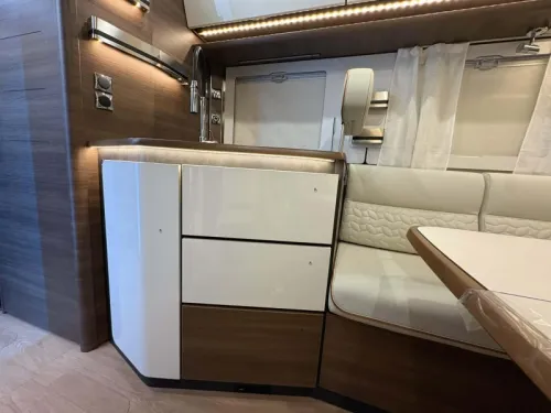 Rapido 866 F Kein Hubbett Foto: 5