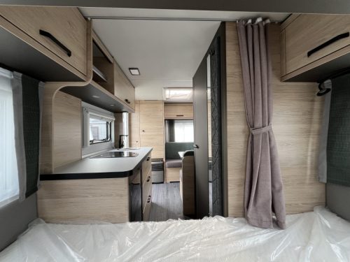 Weinsberg CaraOne 420 QD Foto: 4