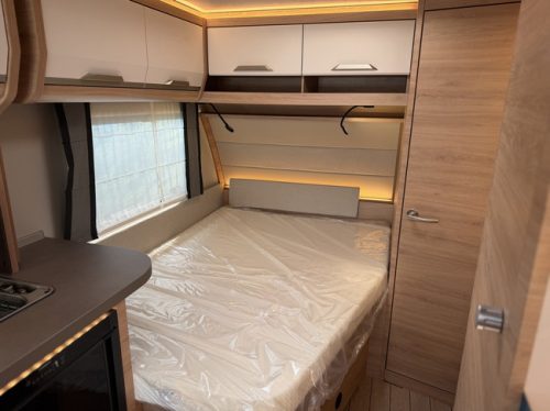 Knaus SUDWIND 450 FU Black Selection Campovollo grey / 50% Deals photo: 13