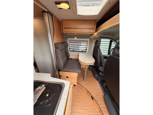 P&ouml;ssl Roadcamp 540 R Compact 130HP Bearlock  photo: 4