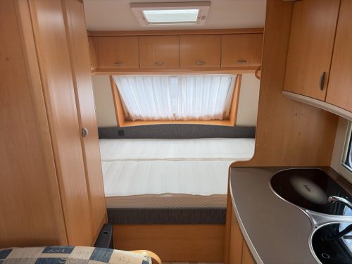 Hobby De Luxe 400 SF Rangierhilfe/Vorzelt/Fahrradtr. Foto: 2