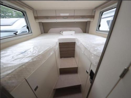 B&uuml;rstner Travel Van T 620 G HL 140PK-AUTOMAAT AKTIONSMODELL Foto: 5