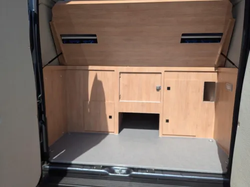 La Strada Avanti 180hp Auto. single beds  photo: 21