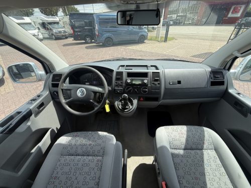 Volkswagen transporter van conversion TDI 131 hp original NL car NAP logical air conditioning cruise control pop-top roof 2 berths towbar photo: 16