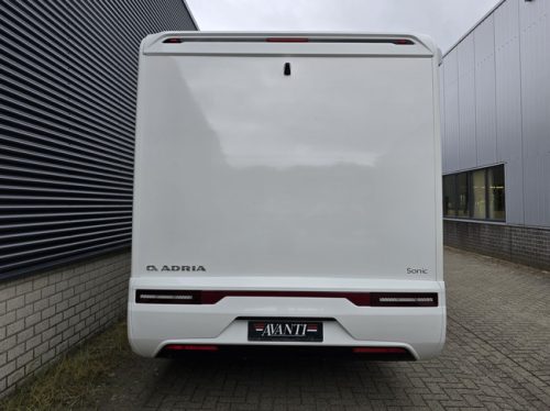 Adria SONIC SUPREME 700DL 161 HP AUTOMATIC ONLY 11,366 KM MANY OPTIONS SOLAR AIR CONDITIONING 16-INCH RIMS SINGLE BEDS POP-TOP ROOF photo: 3