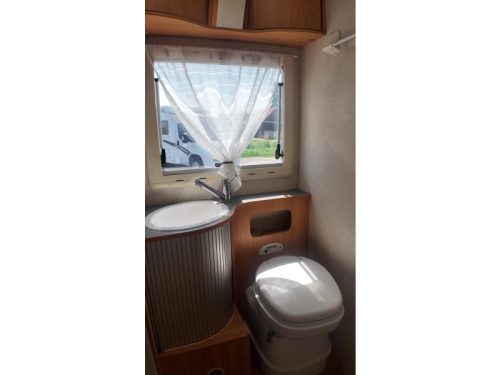 Adria Mobil Coral S ADRIA CORAL S 680SP photo: 21