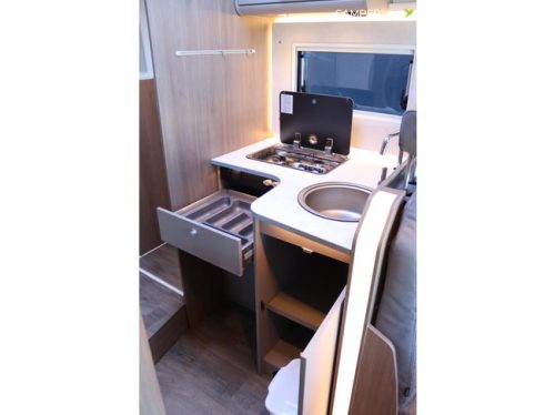 Carado T447 Edition 26 165hp Automatic | Single beds | Awning | Pop-up bed | Separate shower | Bike rack | 12'' Ford multimedia system photo: 12