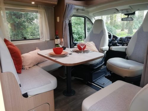 Carado T 449 Doppel-Klimaanlage und 5 Schlafpl&auml;tze Foto: 1
