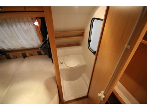 Beyerland Sprinter Lite 390 FB Awning,Bicycle rack photo: 13
