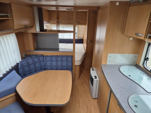 Knaus Sudwind 550 FSK -Mover - Aire acondicionado - Avanc&eacute; foto: 3