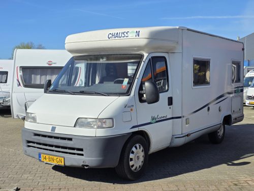 Chausson Welcome 70 2.8JTD 2002 Motorhome photo: 1