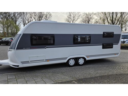 Hobby De Luxe Edition 650 KMFE awning photo: 2