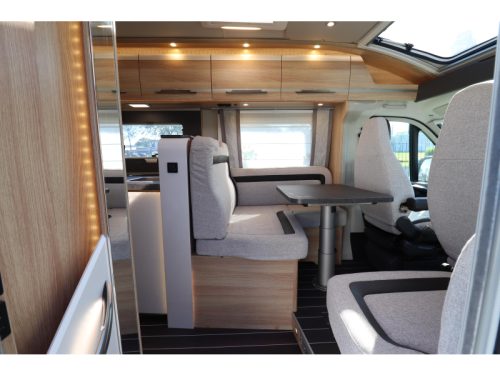 Knaus Sky TI 700 MEG Automatic / Single beds photo: 10