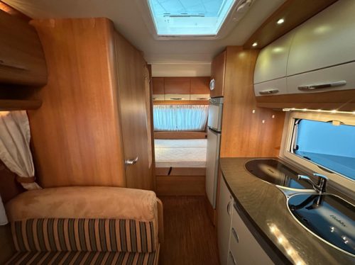 Hobby De Luxe 440 SF photo: 19