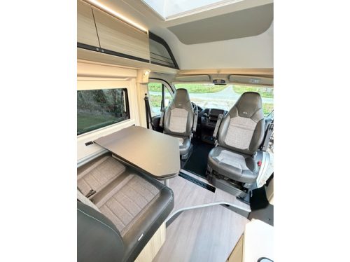 Adria Twin 640 Automaat Anh&auml;ngerkupplung / Markise / 2 Batterien / Kamera Foto: 19