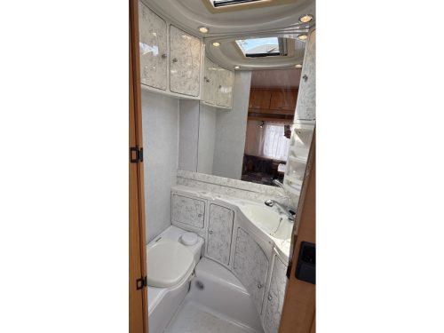 LMC Munsterland 530 K1 bunk bed, 2x seating area photo: 8