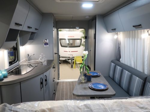 Knaus Sport en Fun 480 QL PRICE ADVANTAGE photo: 2