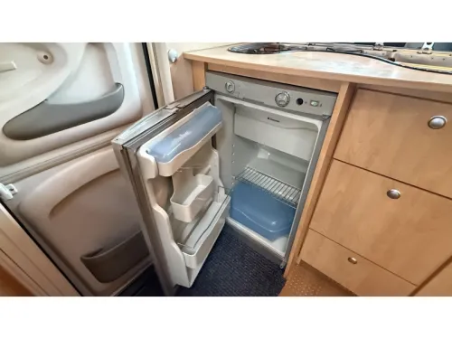 Caravelair Ambiance Style 372 cocina grupo de asientos aseo foto: 4
