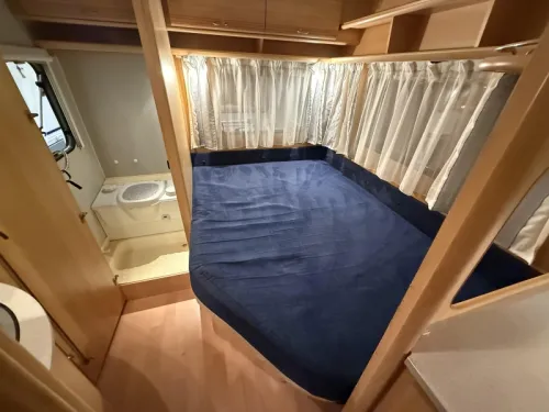 Dethleffs Camper 510 DB Franz&ouml;sisches Bett Rundsitz Markise Foto: 5