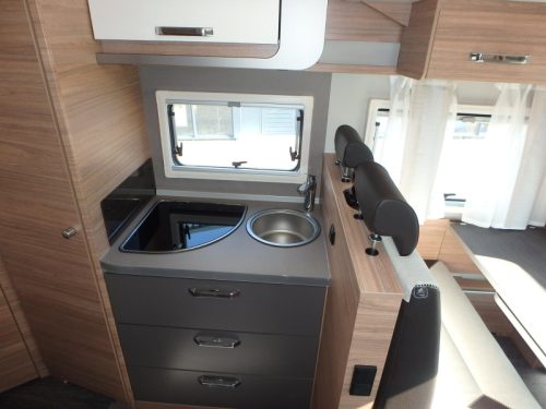 Weinsberg CaraSuite Spicy 650 MF Foto: 14