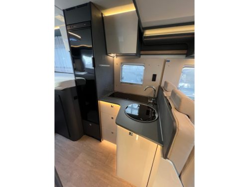 Laika Kosmo 319 automatic, single beds  photo: 13