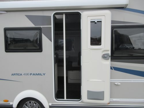Caravelair Artica 496 MOVER AIRCO AWNING photo: 19