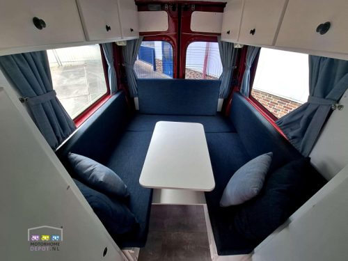 Renault Master Van conversion | Towing hitch | photo: 5