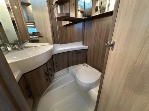 Hobby De Luxe 495 UL Foto: 18