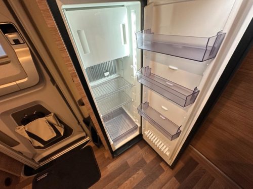 Weinsberg CaraSuite 700 MEG photo: 19