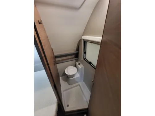 Knaus Sport 450 FU like new photo: 11