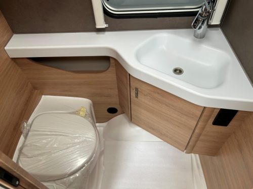 Knaus Sudwind Black Selection 500 EU 2026 EINZELBETTEN  Foto: 8