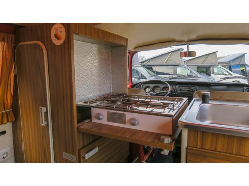 Volkswagen Transporter T2 Westfalia Madrid photo: 23